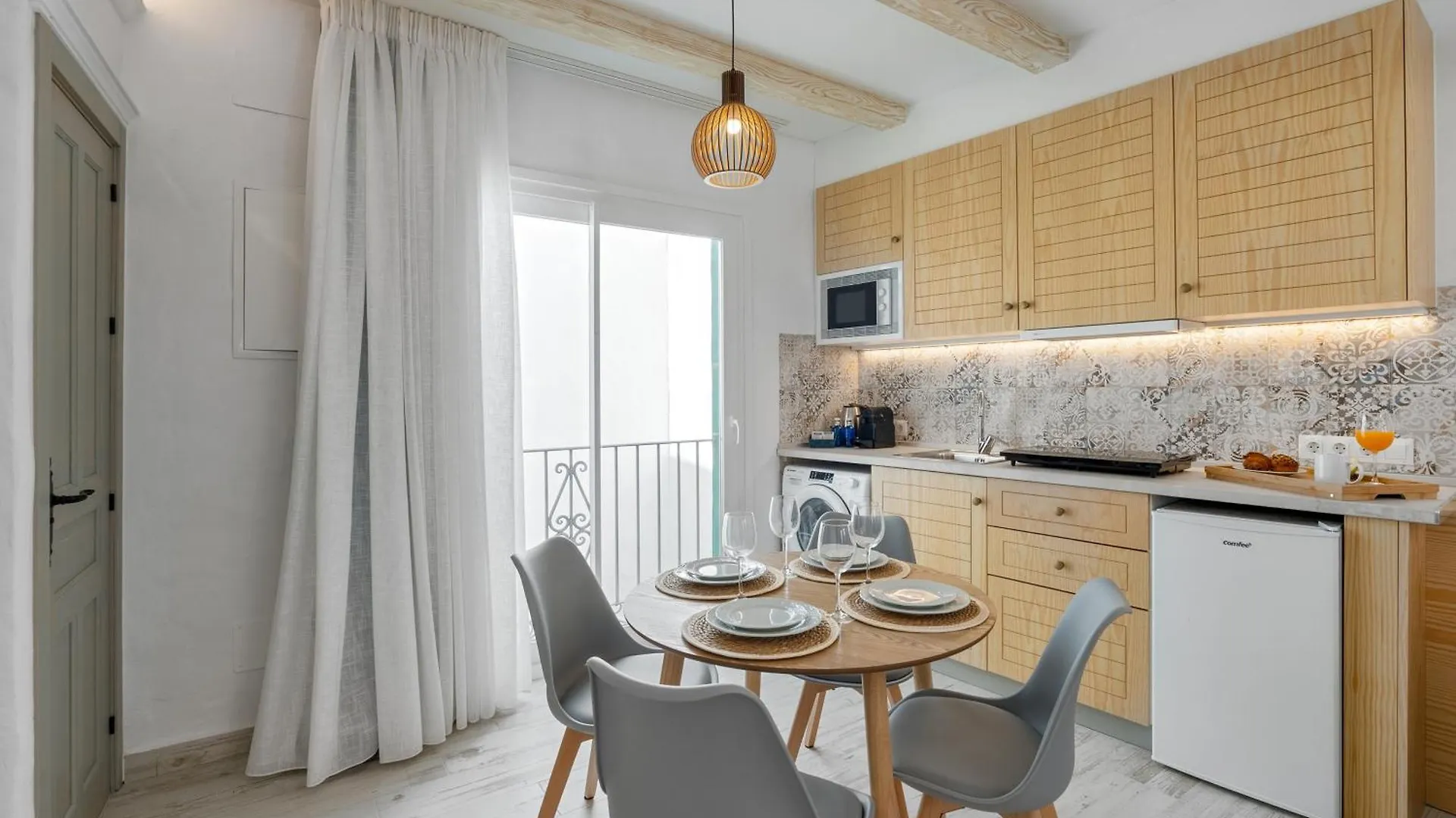 Appartamento 1 Casa De La Luz Centro De Estepona Home4U Spagna
