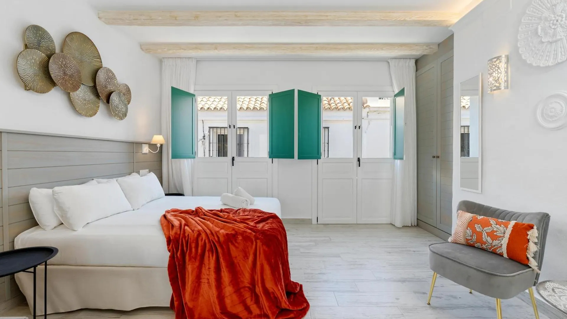 1 Casa De La Luz Centro De Estepona Home4U